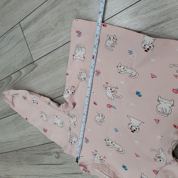 3/$55 Set of 2 Girl's pjs - Picture 14 of 16